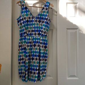 Banana Republic polished cotton V neck Dress size 6